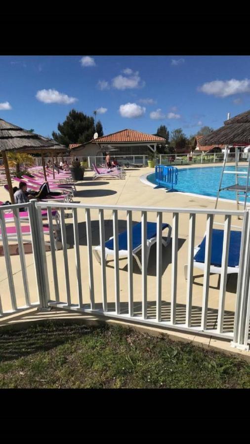 Mobilhome Cosy - Espace Aquatique - Lac Gastes Buitenkant foto